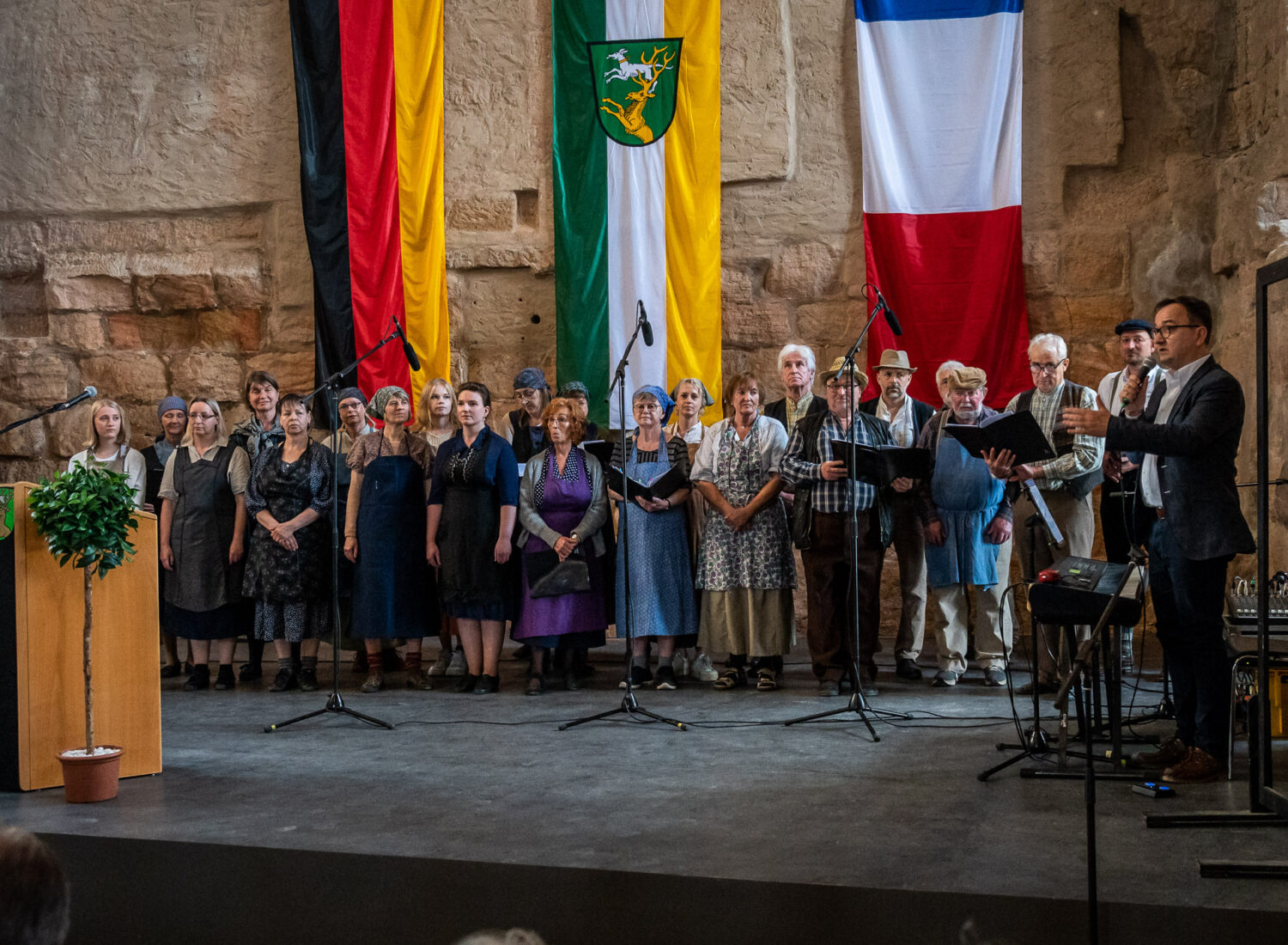 _Z625883 Cadolzburger Burgfestspiele & Komponist Matthias Lange